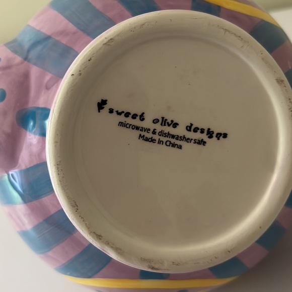 Ceramic Teapot with Bunny Design - Picture 10 of 10